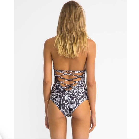 Suboo Wild Thing Lace Back Charcoal One Piece NWT - Picture 2 of 11